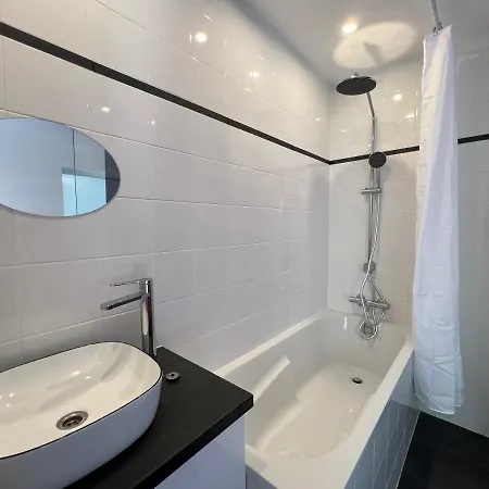 Cite Pilleux - Cozy In A Private Lane * Париж